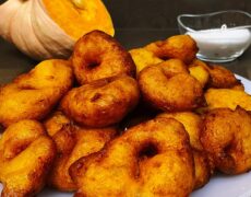 Descubre el sabor tradicional de los Bunyols de Calabaza, un manjar típico de la Gastronomía Valenciana