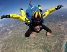 Turismo aventura en Valencia: Descubre la emoción del paracaidismo en los alrededores de la ciudad